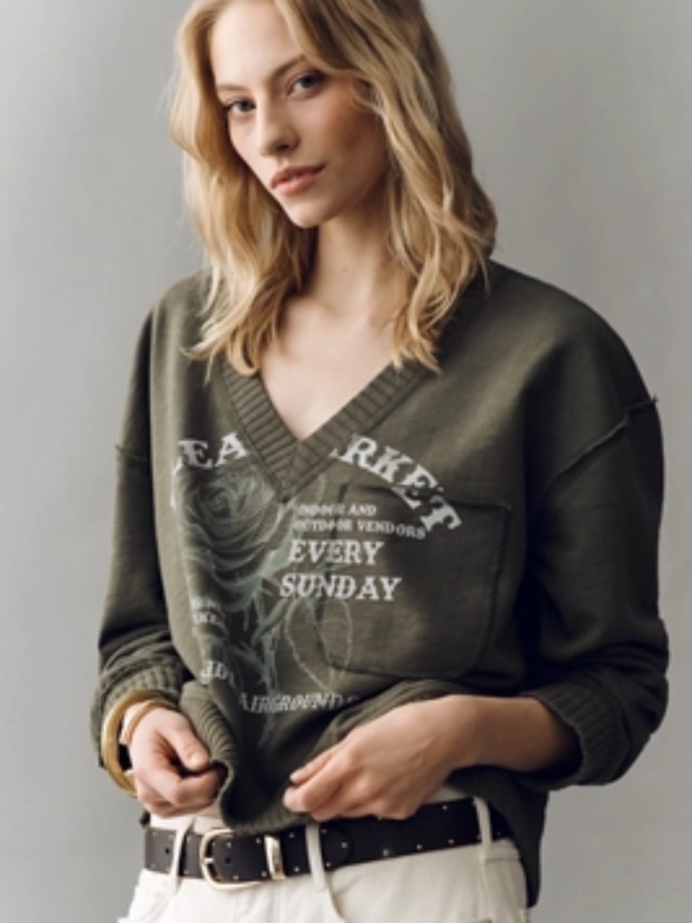 Anthropologie Pilcro V Neck LS Graphic Farmers Market Sweatshirt - SM